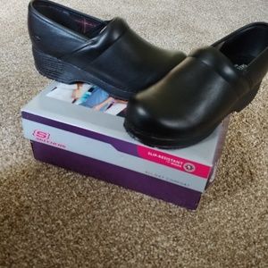 Sketchers Work Clogs